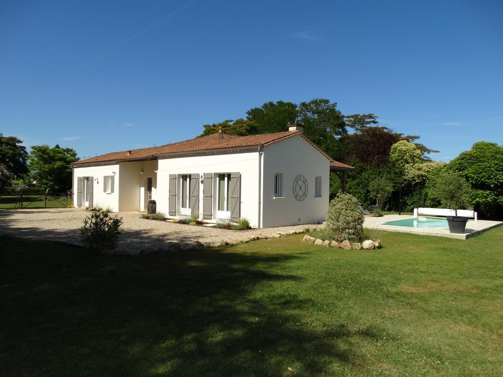 La Villa A Chateau Franc-Daut Sleeps 6 Saint-Magne-de-Castillon Exteriör bild