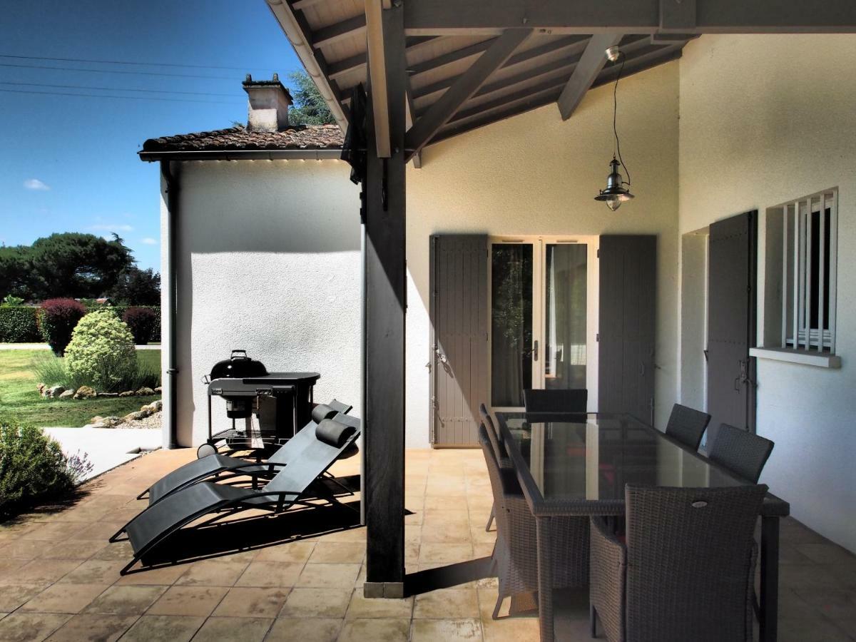 La Villa A Chateau Franc-Daut Sleeps 6 Saint-Magne-de-Castillon Exteriör bild